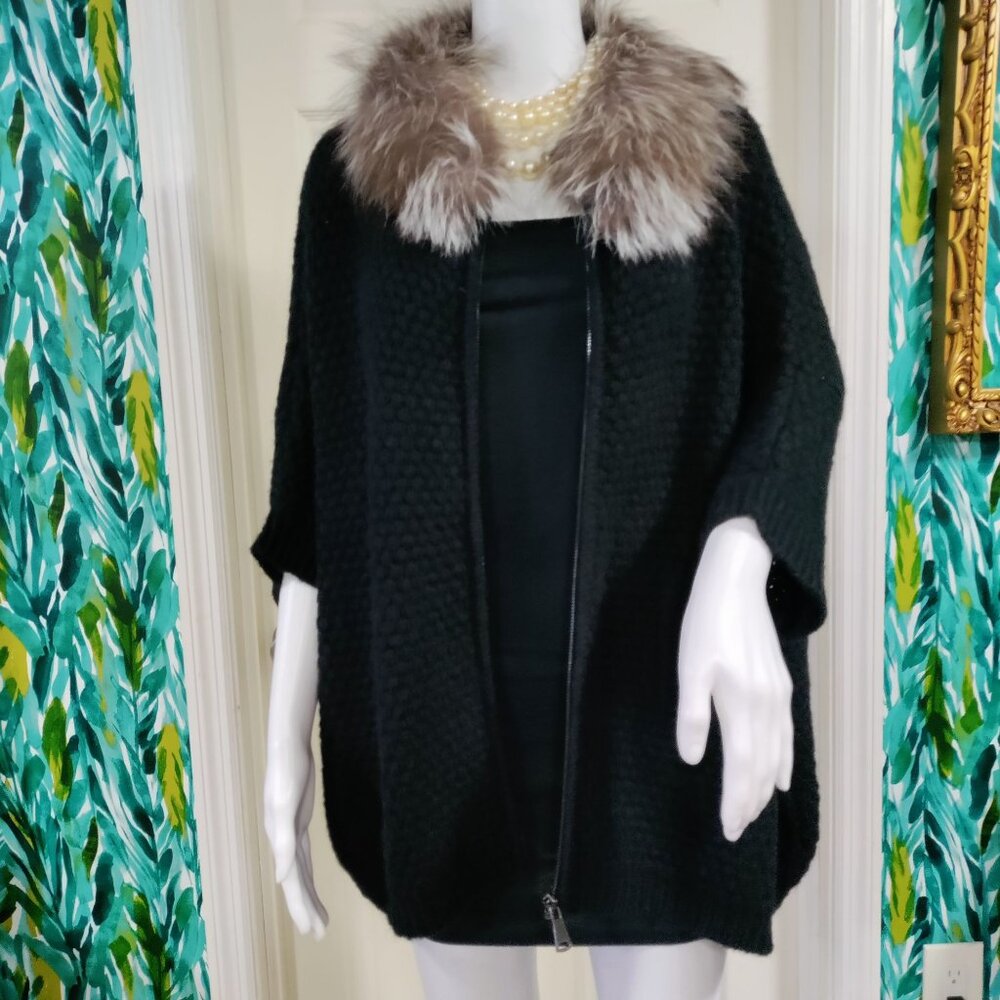 NWT Adrienne Landau Black Real Fox Fur Collar Zipper Closure Knit Poncho OS - Picture 4 of 16